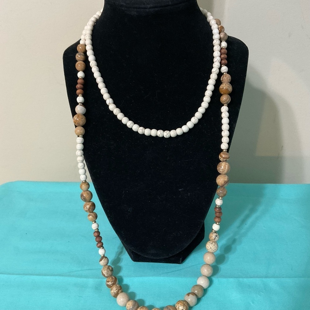 Chic White and Brown Beaded Necklace
